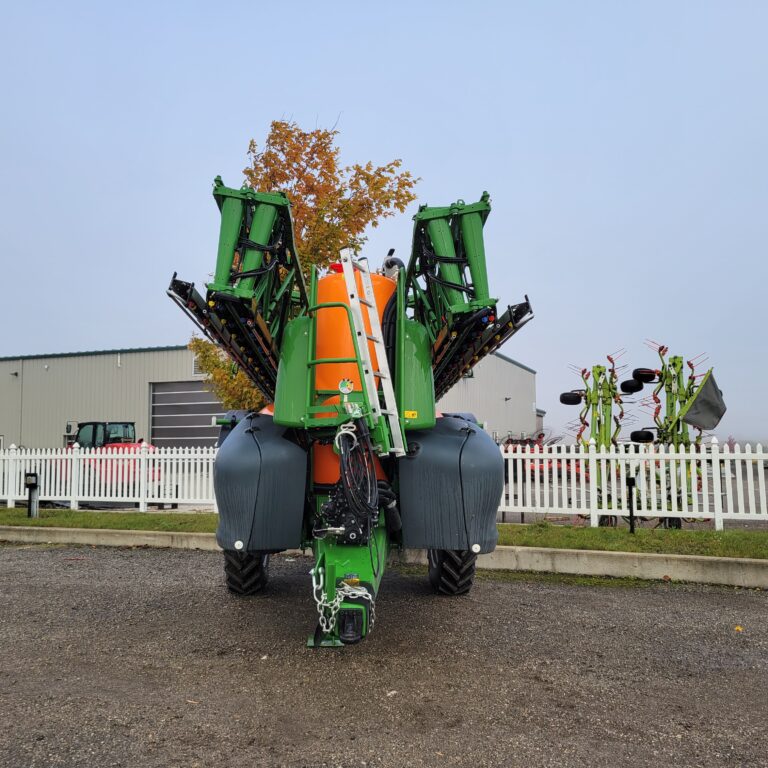 Amazone UX Super trailed sprayer 2