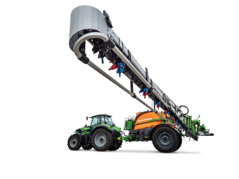 Amazone UX Special trailed sprayer 2