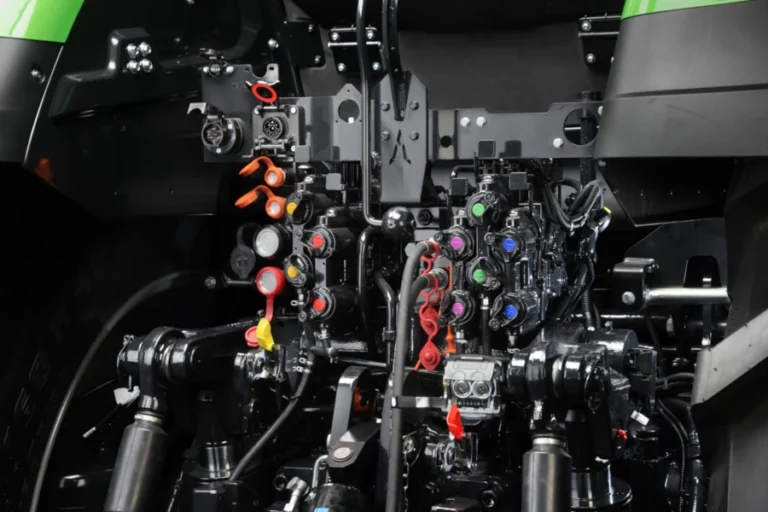 Deutz-Fahr8 Series 8340 and 8310 Hydraulics