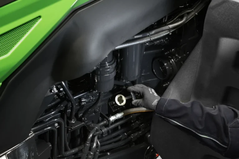 Deutz-Fahr 8 Series 8340 and 8310 Engine